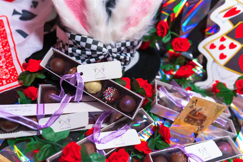 Spring Is In the Air | Seasonal Truffles Box-3