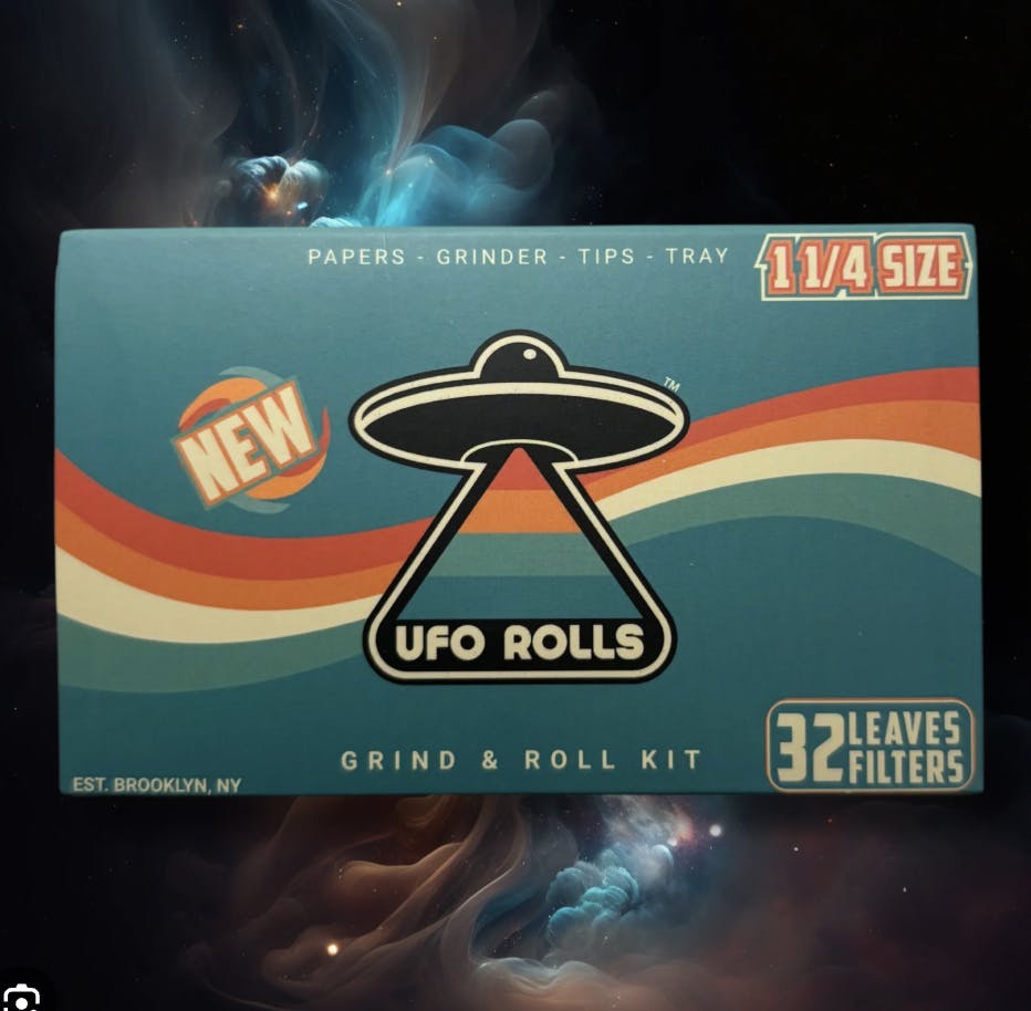 UFO Rolls- Grind & Roll Kit [1 1/4 Size, Unbleached, 32 Leaves per Pack]