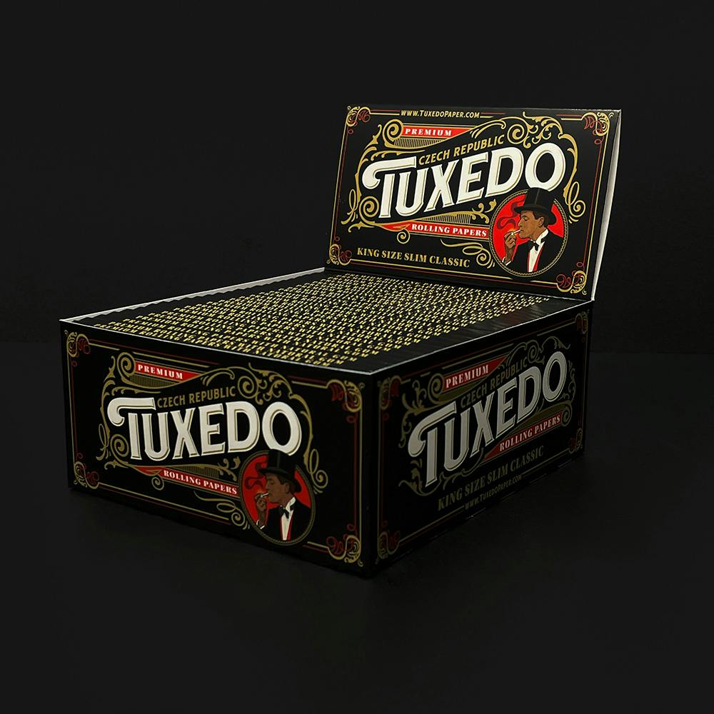 Tuxedo Premium Extra Large Green Rolling Paper 33 Leaves