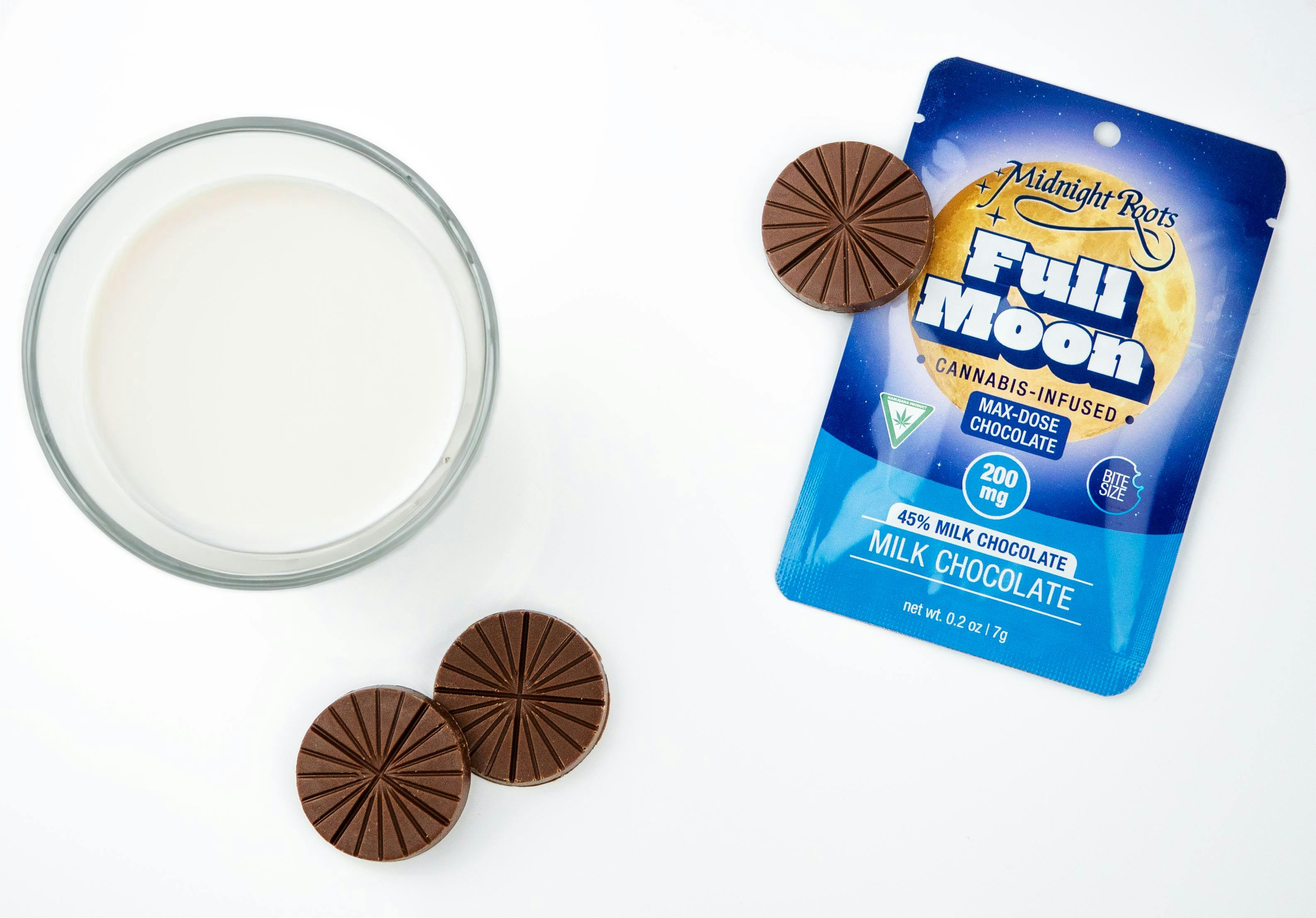 Midnight Roots - 200mg Full Moon - Milk Chocolate