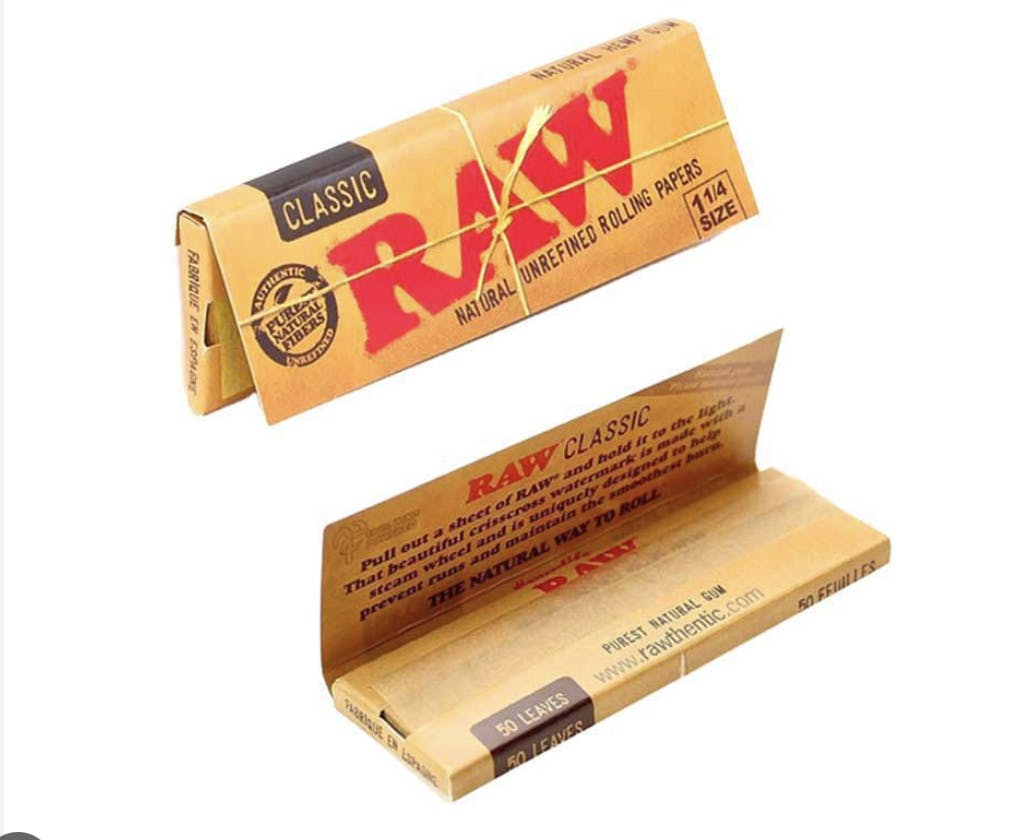 Photo of RAW – Classic 1 1/4 Size Rolling Papers