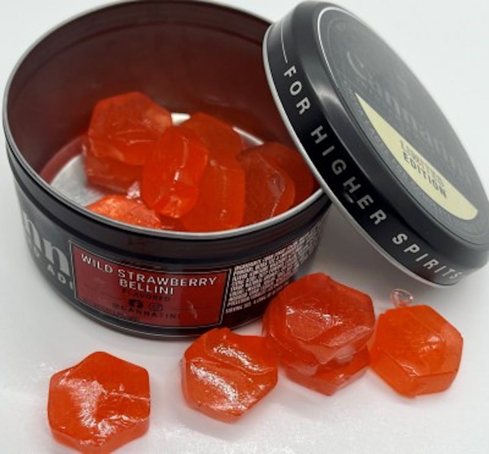 Cannatini Wild Strawberry Bellini 11 CBD/THC Gummies 20pk