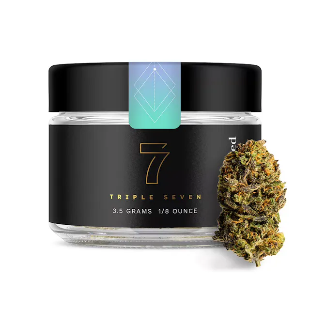 Triple 7 777 Buds Strawnana 3.5g (indica hybrid, flower)