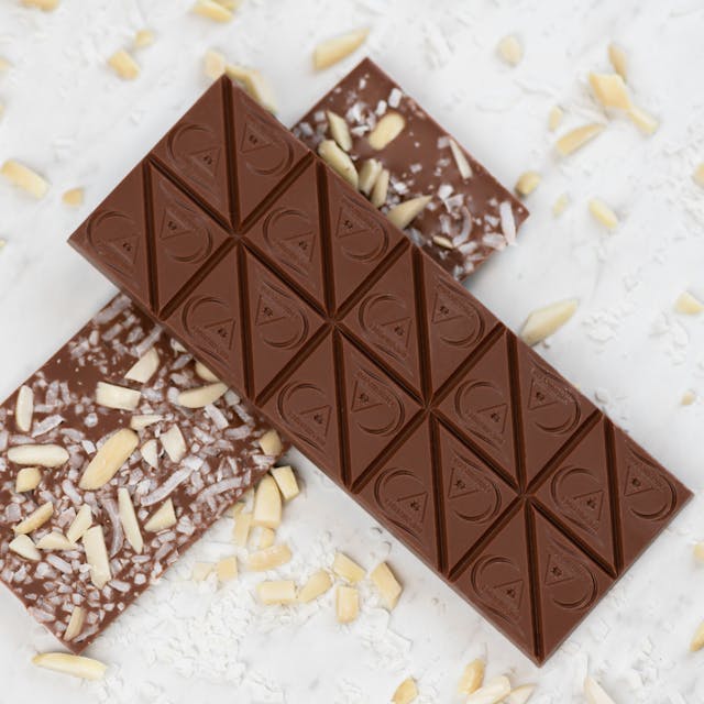 Almond Coconut Sea Salt Milk Chocolate Bar (H) | 100mg - Image 2