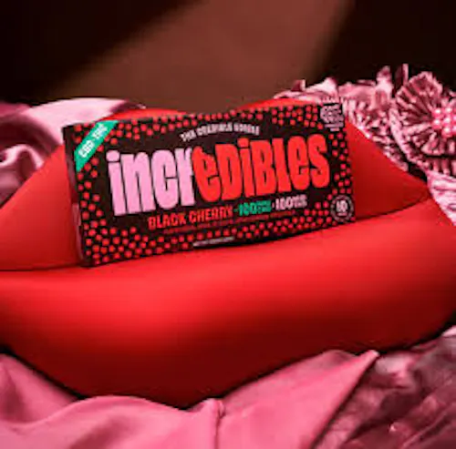 Incredibles | Black Cherry 1:1 Bar | 110mg-1