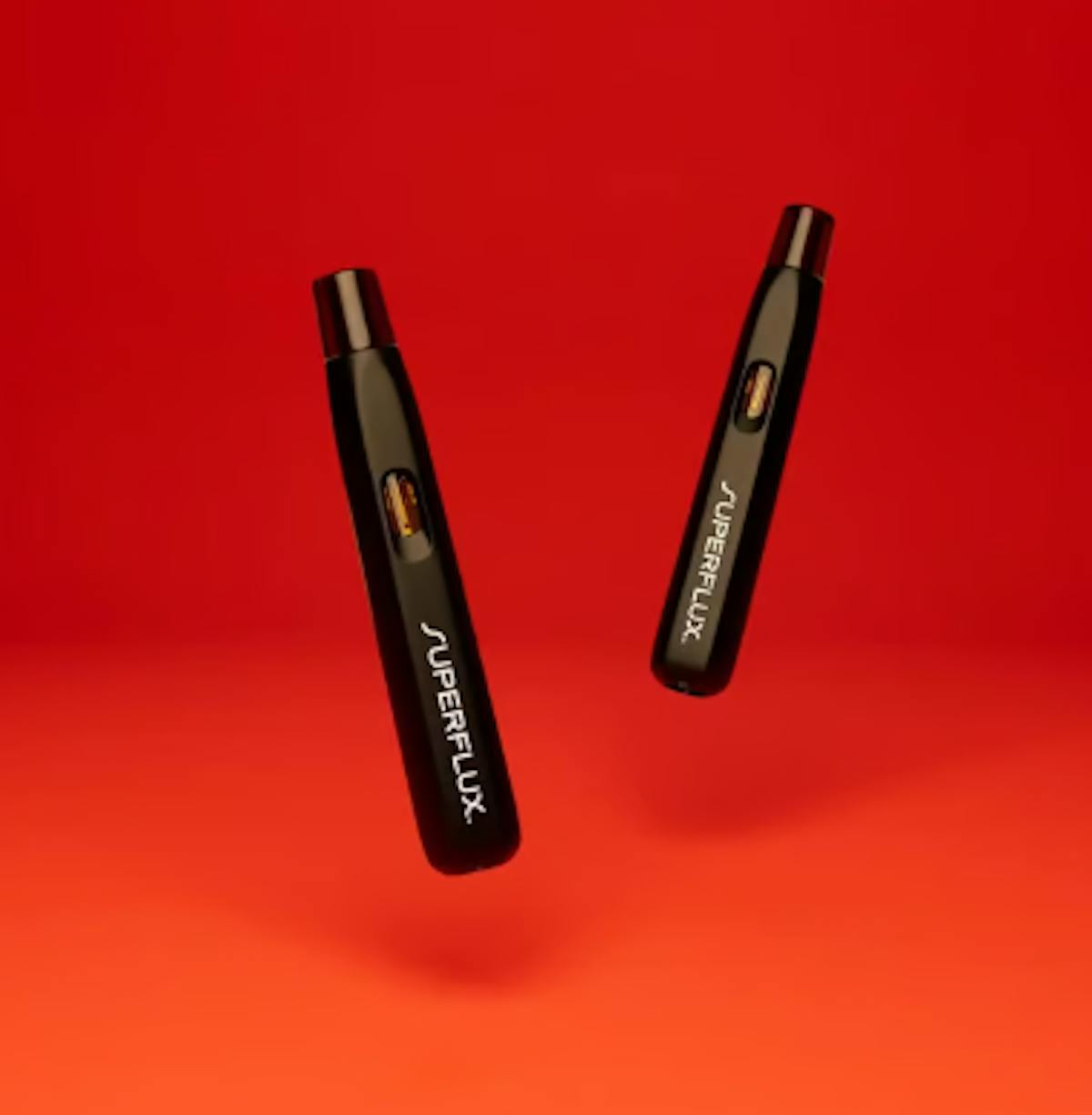 Photo of Superflux l Strawberry OG Live Resin Vape Pen (Disposable) l 1g