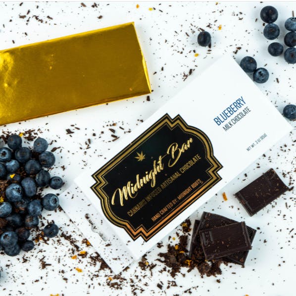 Product: Blueberry Chocolate Bar | 200mg | Midnight Roots