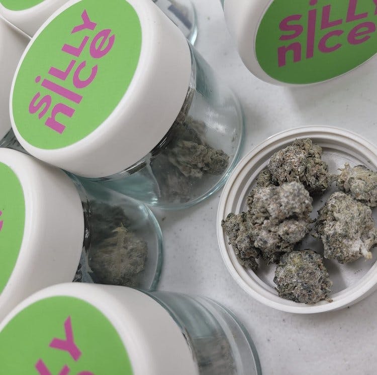Photo of SiLLY NiCE | Frosted Flower | 3.5g