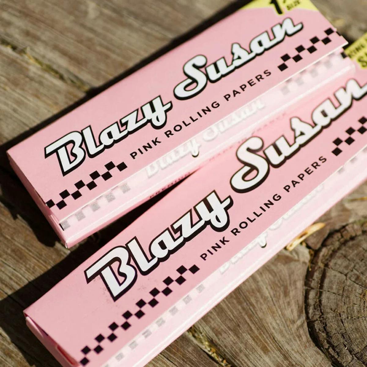 Photo of Blazy Susan | 1 1/4 Papers | Pink | 50ct