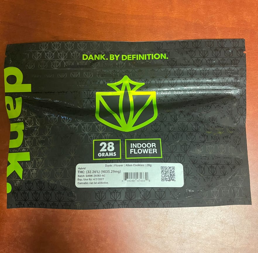 Great White Shark x Hawaiian Rain Flower | Hybrid | 7 Seaz