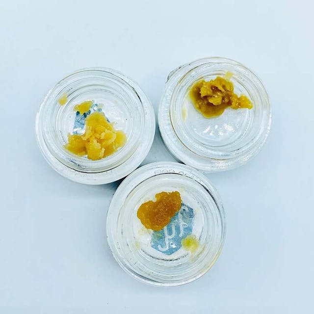 Concentrates are cannabis products produced with a solvent to isolate active compounds or are manually concentrated using sieves or pressure. They have high potencies when compared with flower products and require specialized equipment to consume directly. Concentrates are best enjoyed through vaporization and usually have an immediate onset. On average the effects of concentrates last 1-3 hours with the typical peak experience occurring within 30 minutes.Description&nbsp;courtesy&nbsp;of&nbsp;Jane