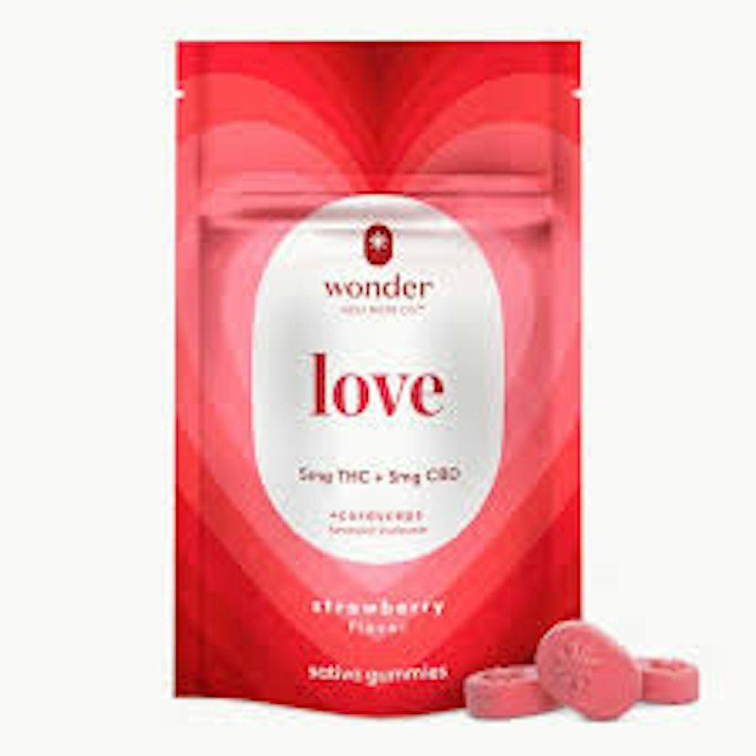 WONDER | 1:1 LOVE GUMMIES | STRAWBERRY