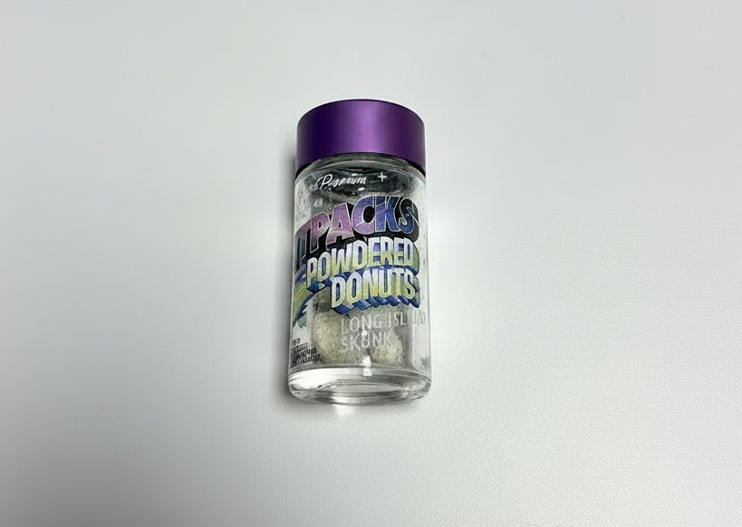 Jetpacks Long Island Skunk Powdered Donuts | Electric City
