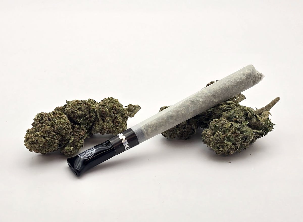 Photo of Outrankd | Don Lemon Glue Pre-Roll | 1g Hash Infused 1pk
