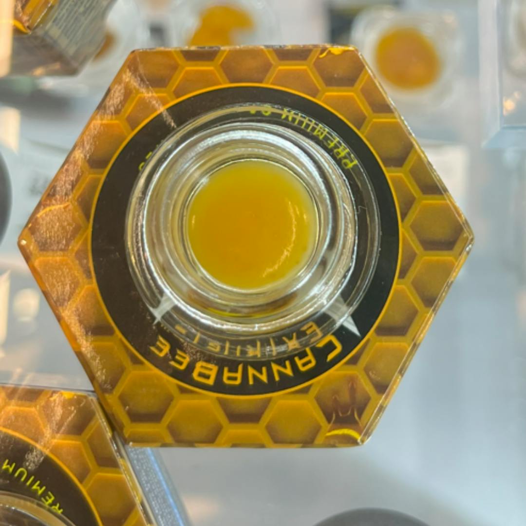 Product: Canna Bee | Strawberry Bubbles | Live Resin Terp Badder | 1g | Sativa