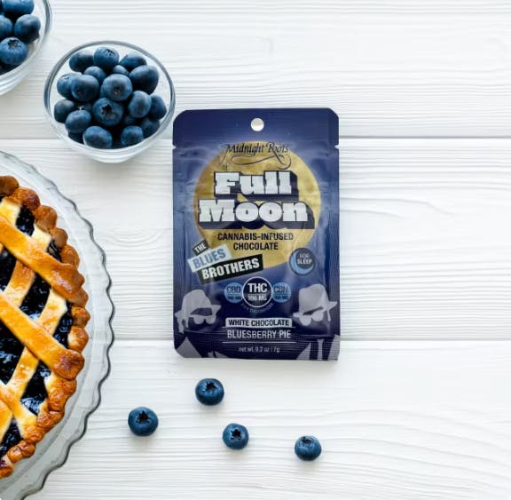 Full Moon - Chocolate - 100mg - 1:1:1 THC/CBD/CBN - Bluesberry Pie