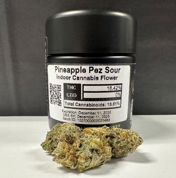 6 Point Pineapple Pez Sour 3.5g Jar