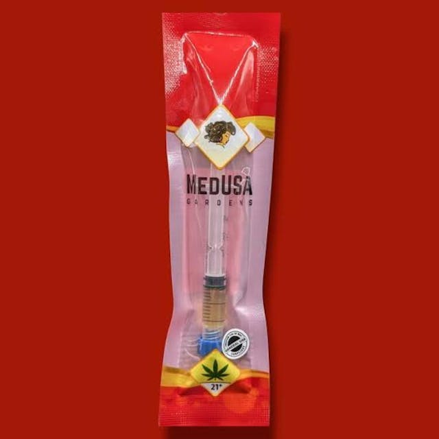 Applicators are a clean and convenient way to handle cannabis oil. These small syringes are filled with extract so that you can precisely apply oil to your dab rig, joint, or bowl. Some applicators are not heat resistant, so be sure to check packaging before applying to a hot surface.
