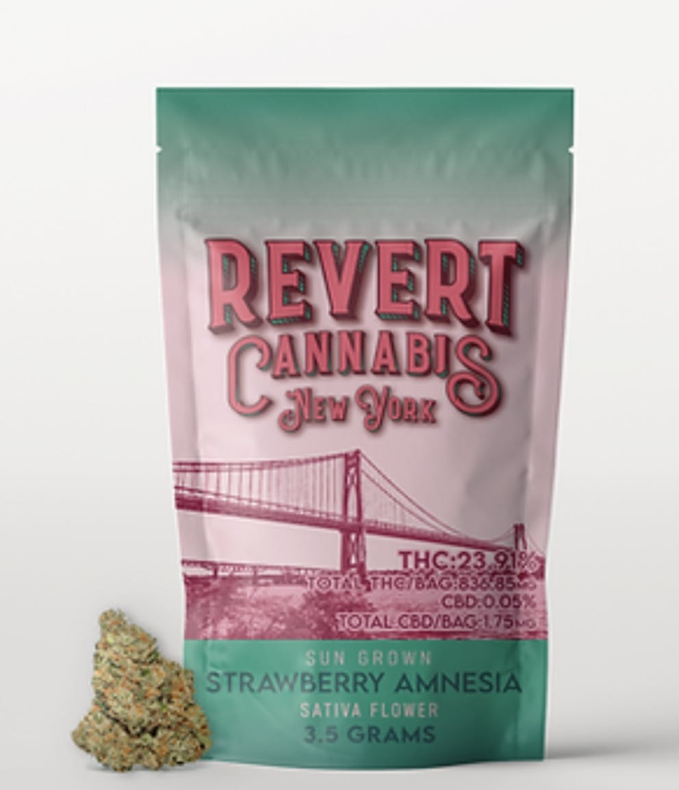 Flower | Revert Cannabis | Strawberry Amnesia | 3.5g