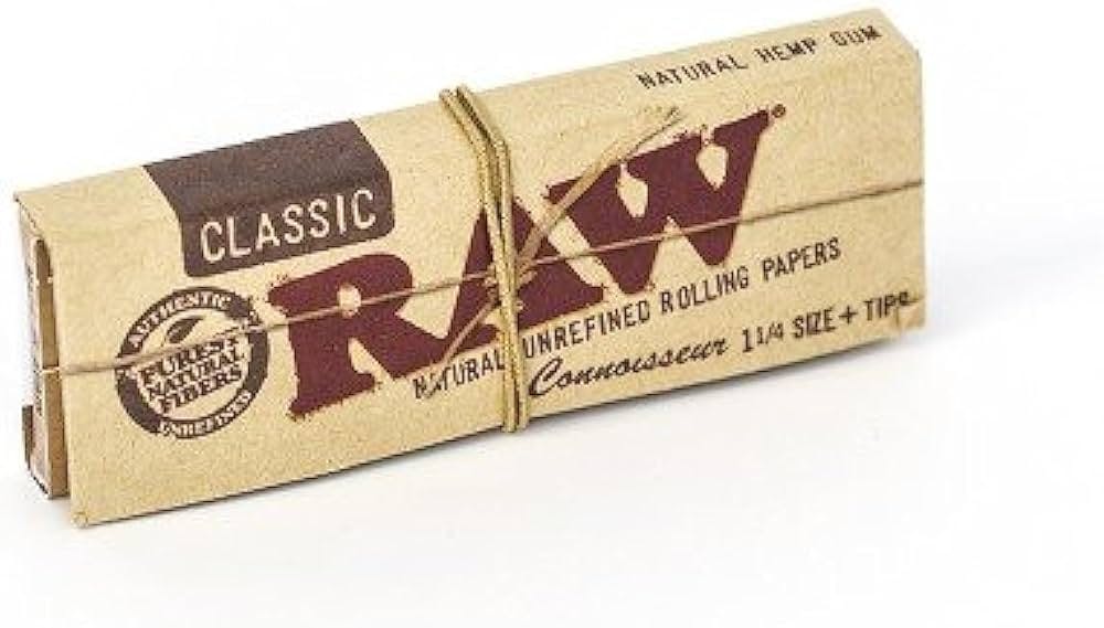 RAW | CLASSIC CONNOISSEUR 1 1/4 PAPERS W/TIPS
