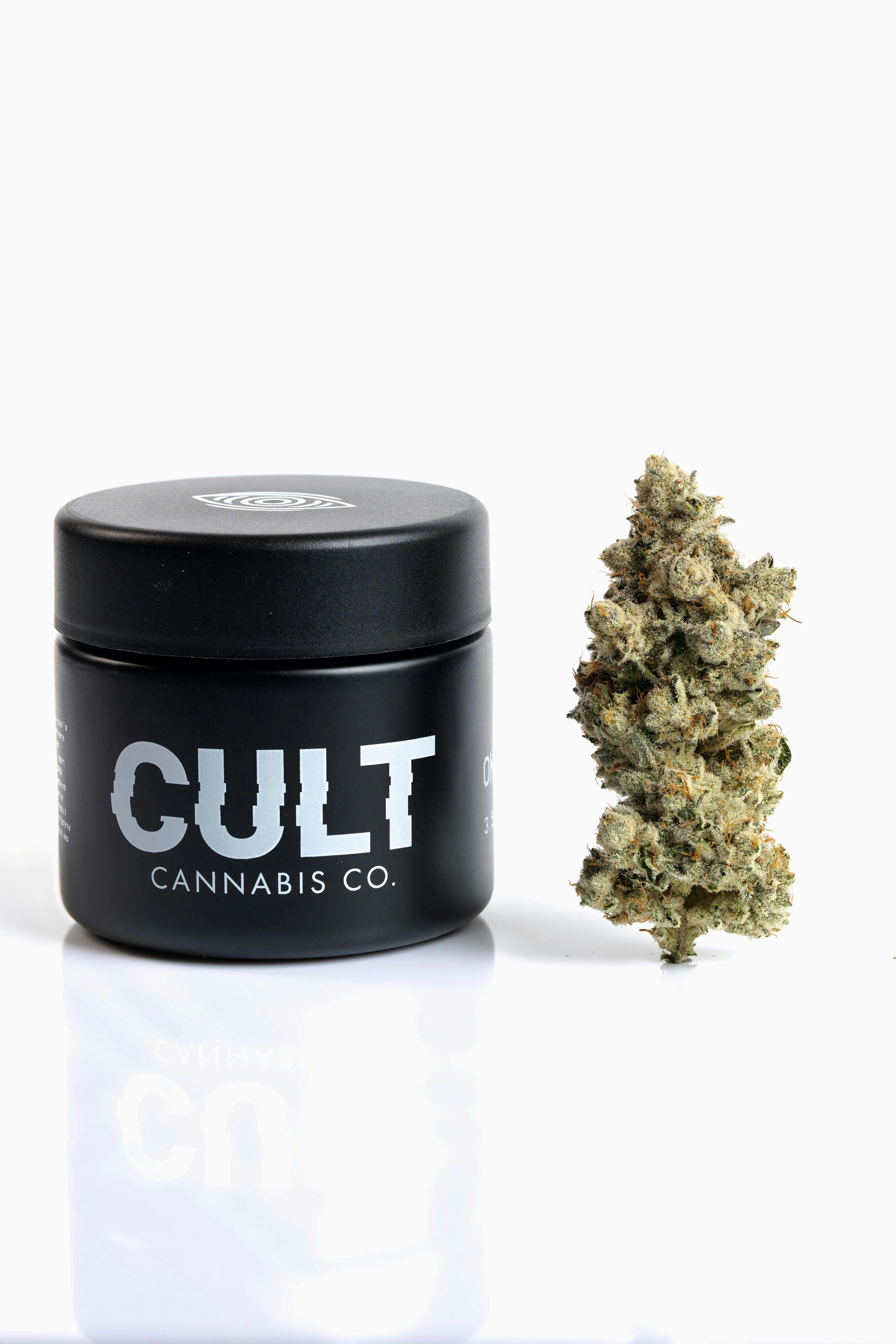 Cult Cannabis Co. 3.5g - Black Maple