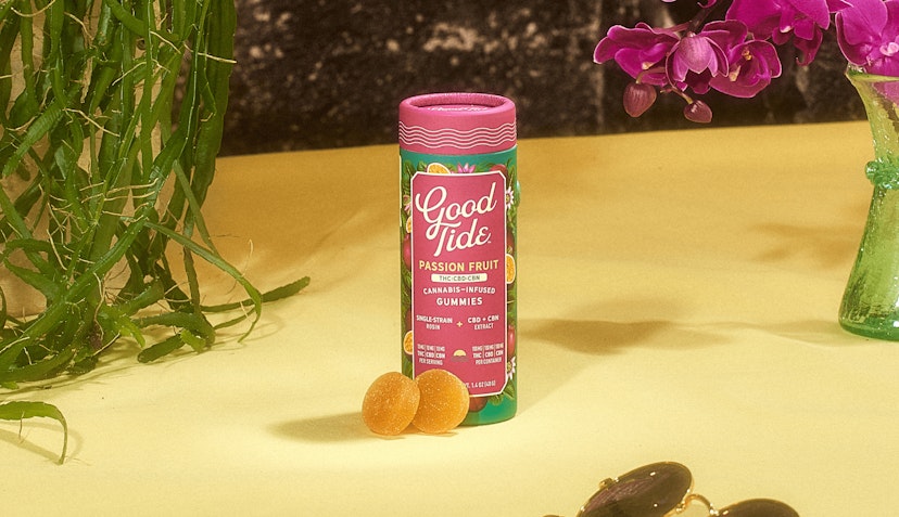 Good Tide - Passion Fruit Hash Rosin Infused CBD: 100mg CBN: 100mg THC: 200mg Gummies