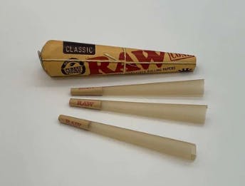 Product NC Raw Cones - Ultra Thin King Size 3pk