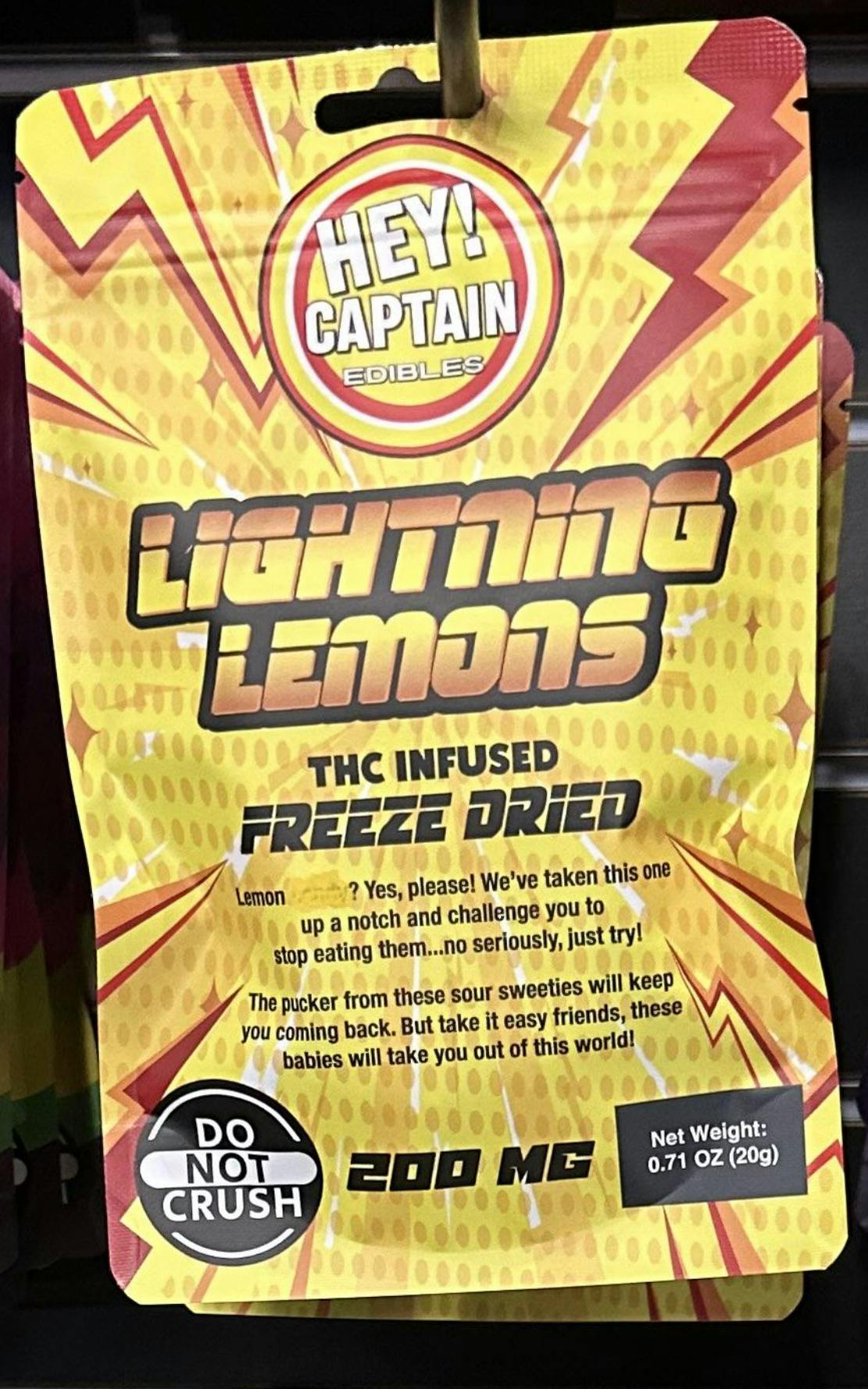 Hey Captain - 200mg Freeze Dried Cosmic Crunchers - Lightning Lemons