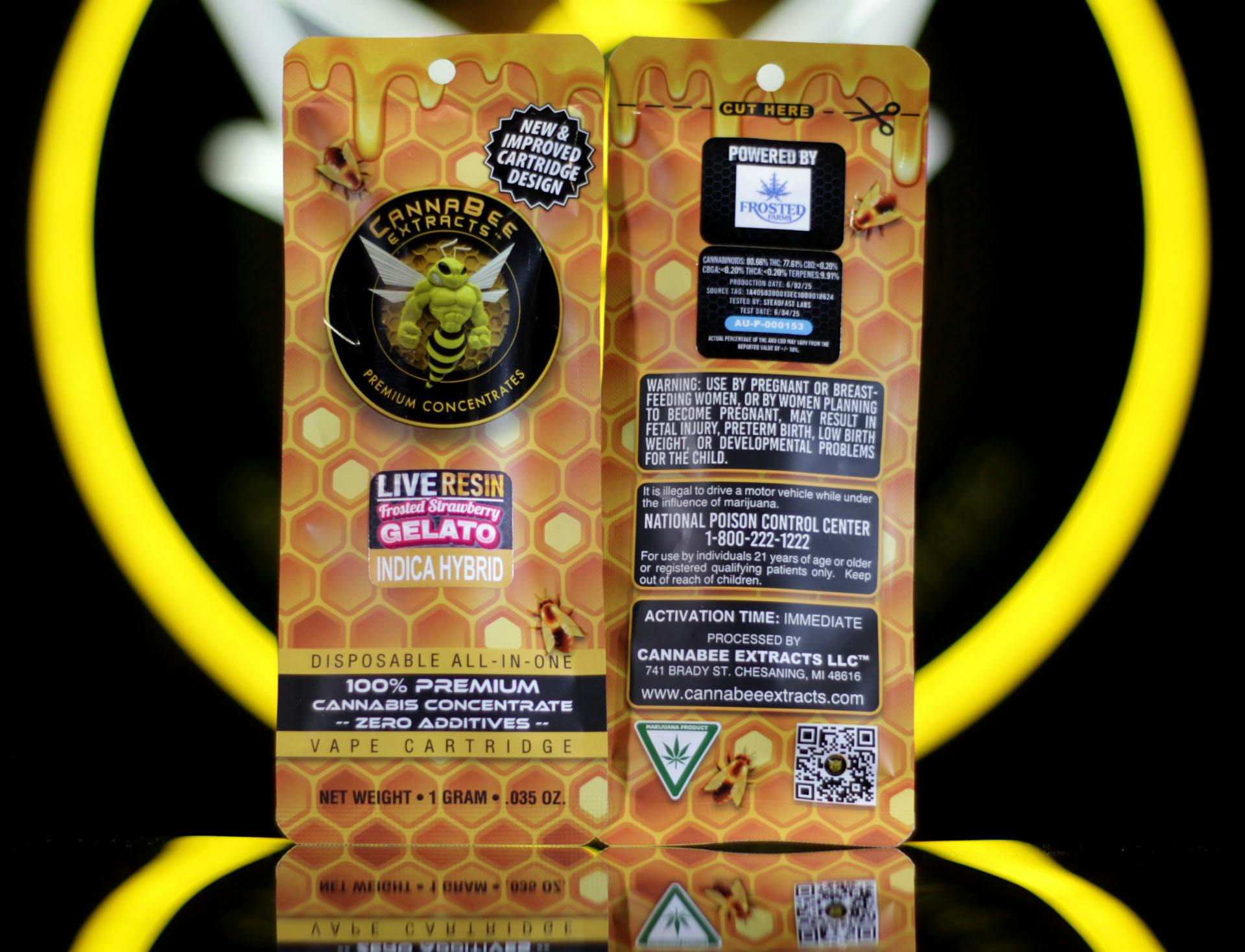 Product: Canna Bee | Frosted Strawberry Gelato | Live Resin Disposable Indica