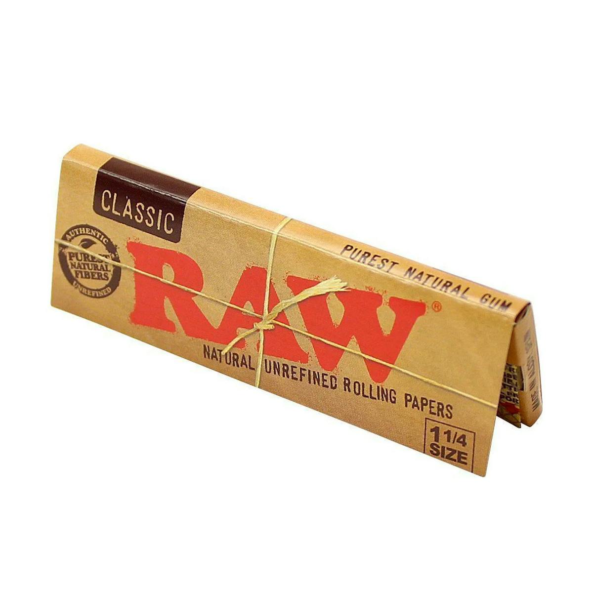Photo of Raw CLASSIC Rolling Papers (1 1/4″ – No Tips)