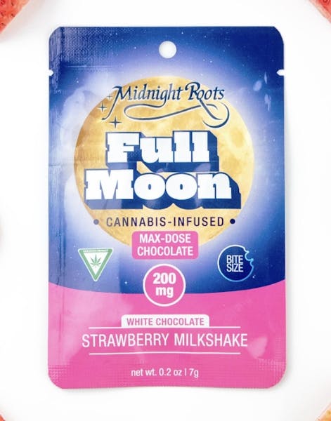 Product: MIDNIGHT ROOTS - FULL MOON | STRAWBERRY MILKSHAKE | 200MG