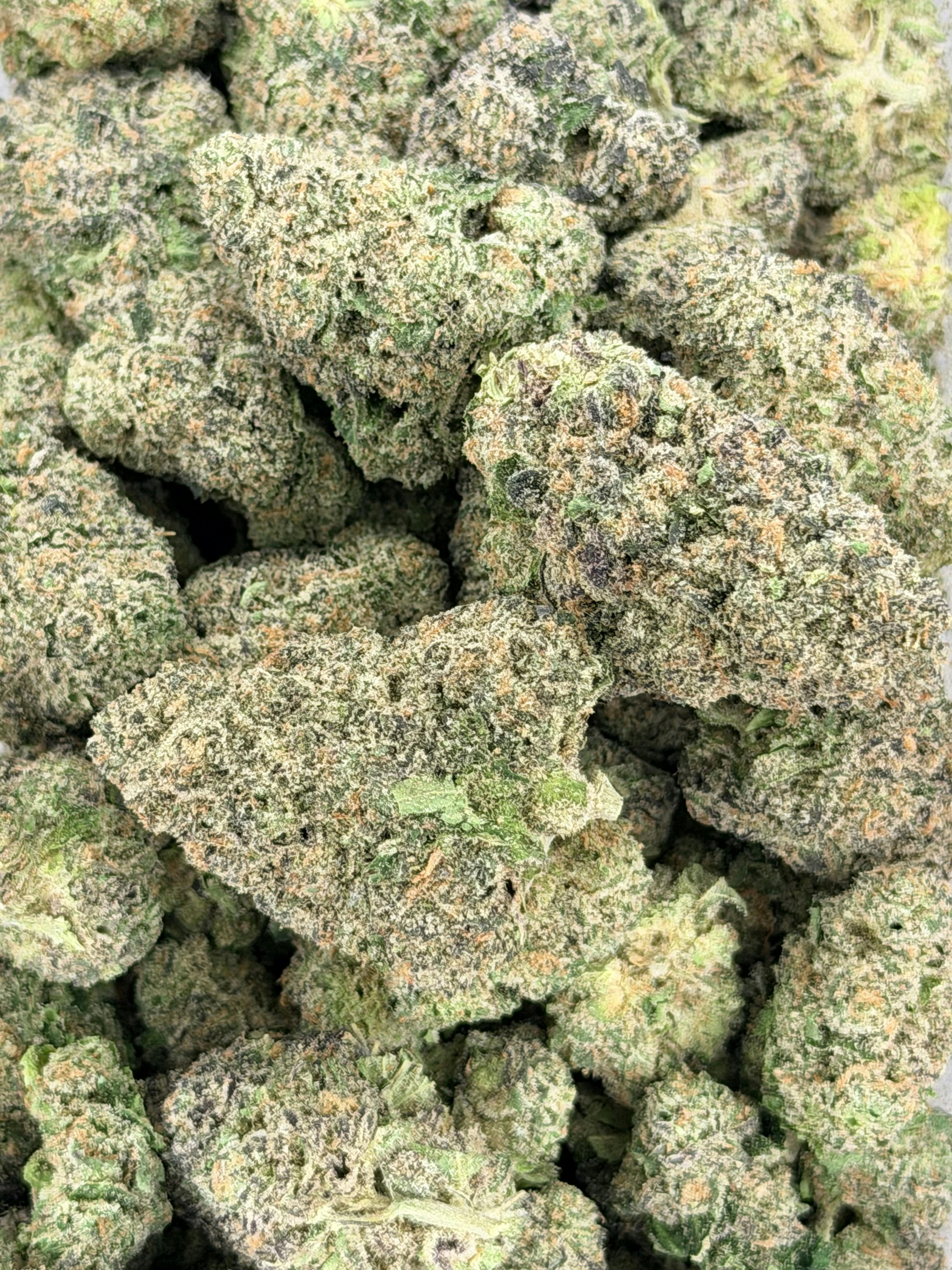 Modified Grapes | Deli Flower (Gold)