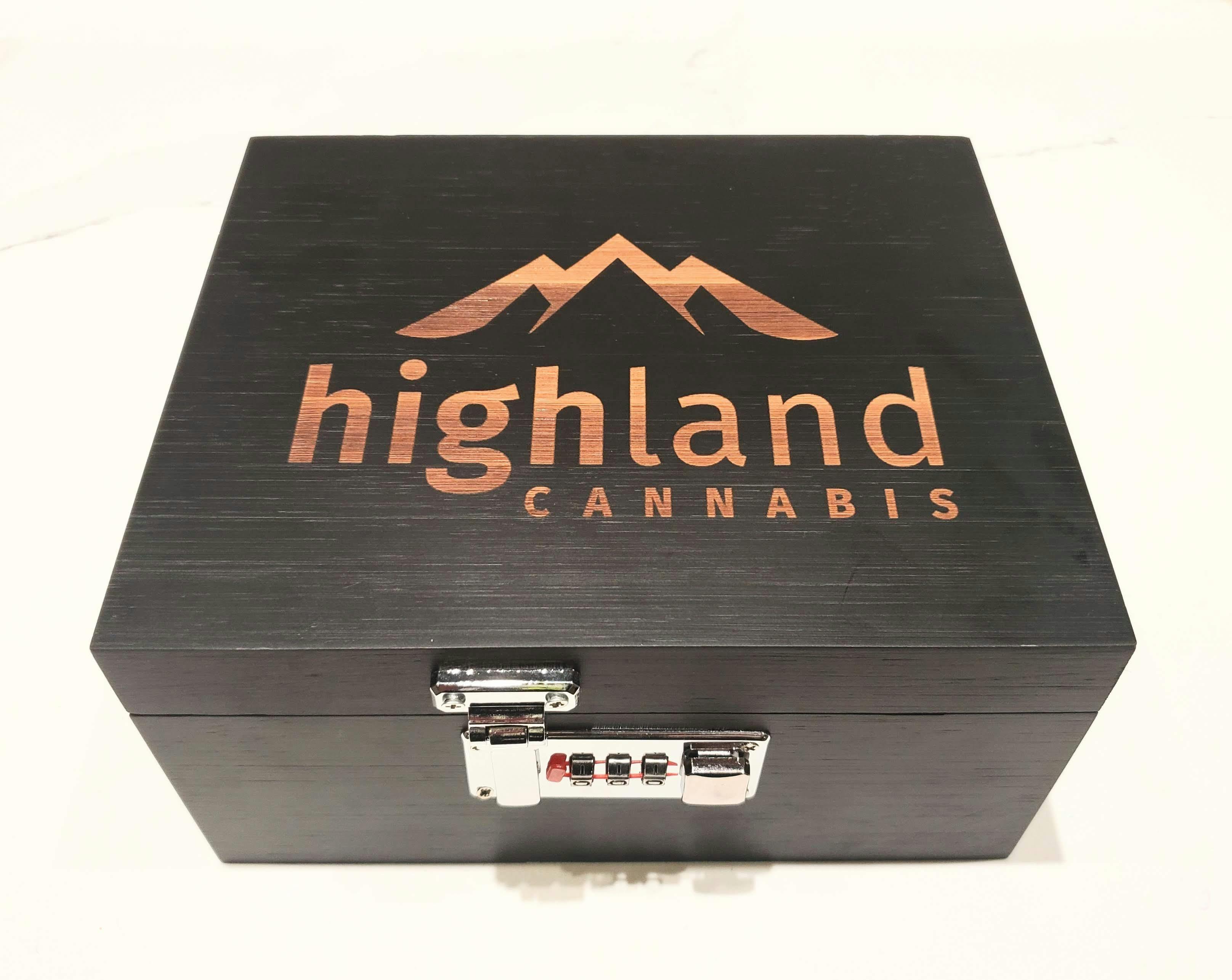 Highland Bzz Box - Medium