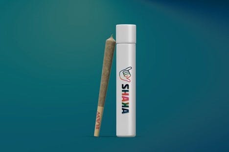 banana cake vape disposable Banana Cake FVKD Exotics D9 Liquid Diamonds Disposable 3.5G main image 1
