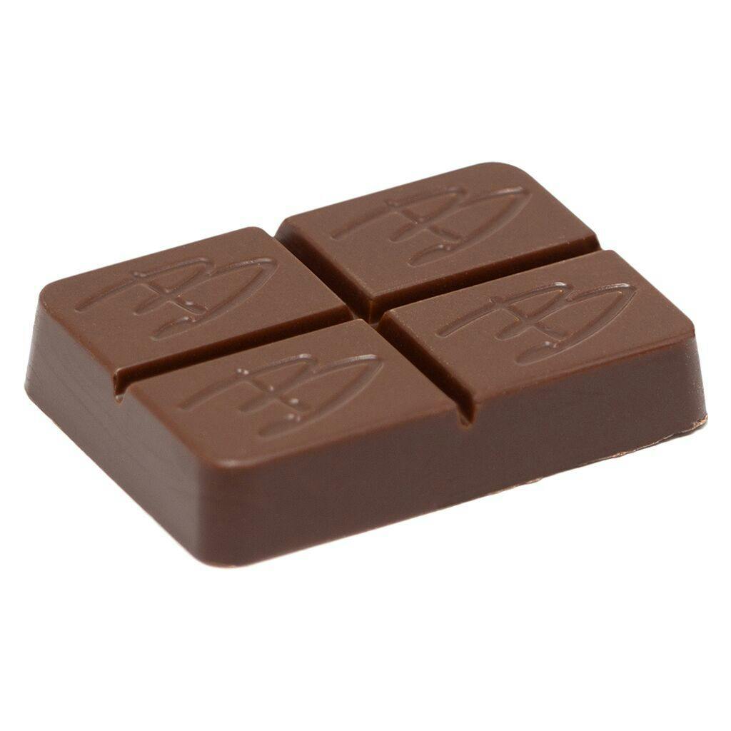 Milk chocolate bar-1