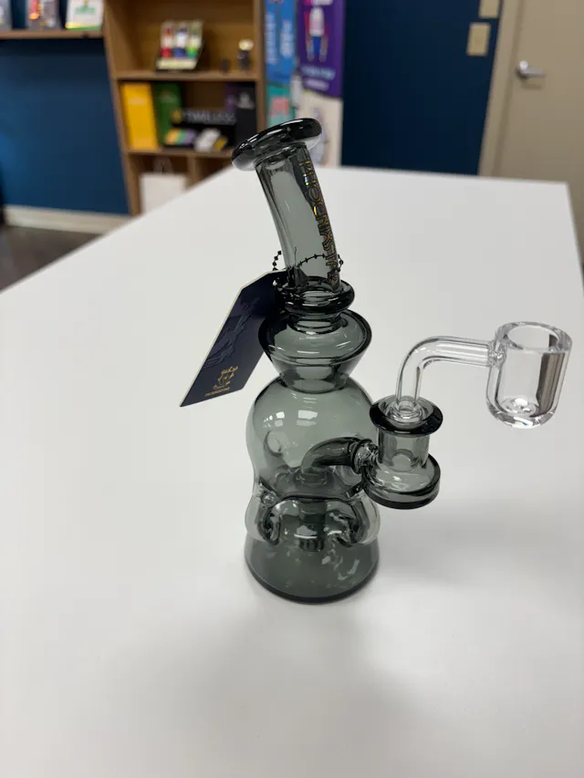 Glass Phoenix Star 7.5" Ball 4 Arm Recycler Black (glassware)
