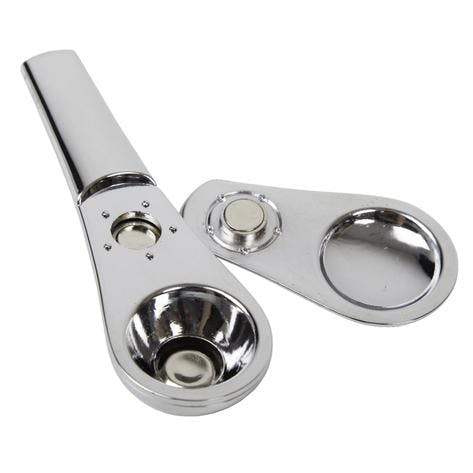 Xhaal - Magnet Pipe - Silver