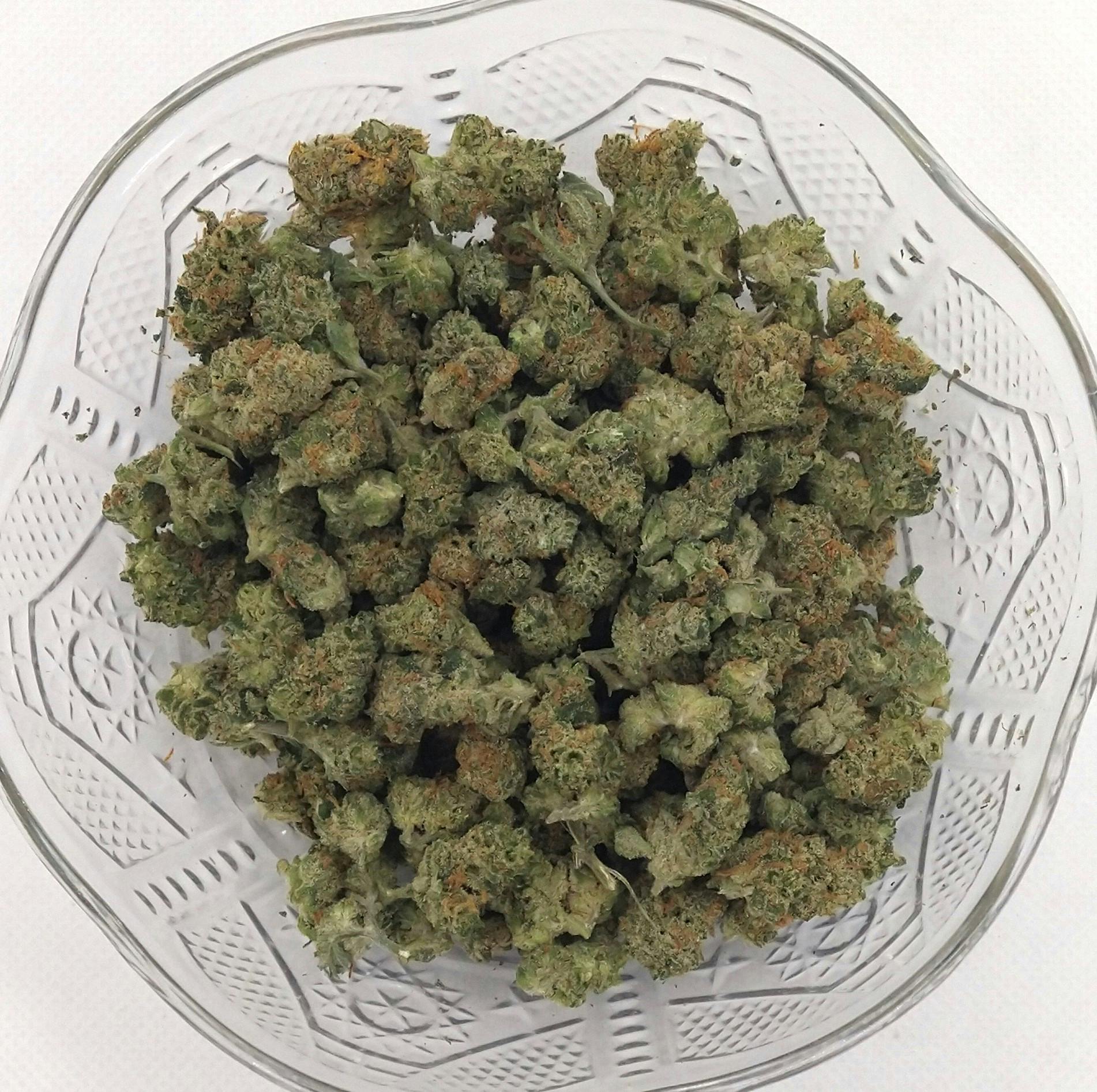 Product: AHKI Canna | Zweet OG | Indica | Bulk Flower | Silver