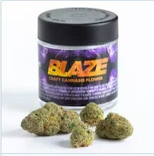 Blaze Top Shelf Blaze Runtz X Rainbow Chip (H) - Star Buds