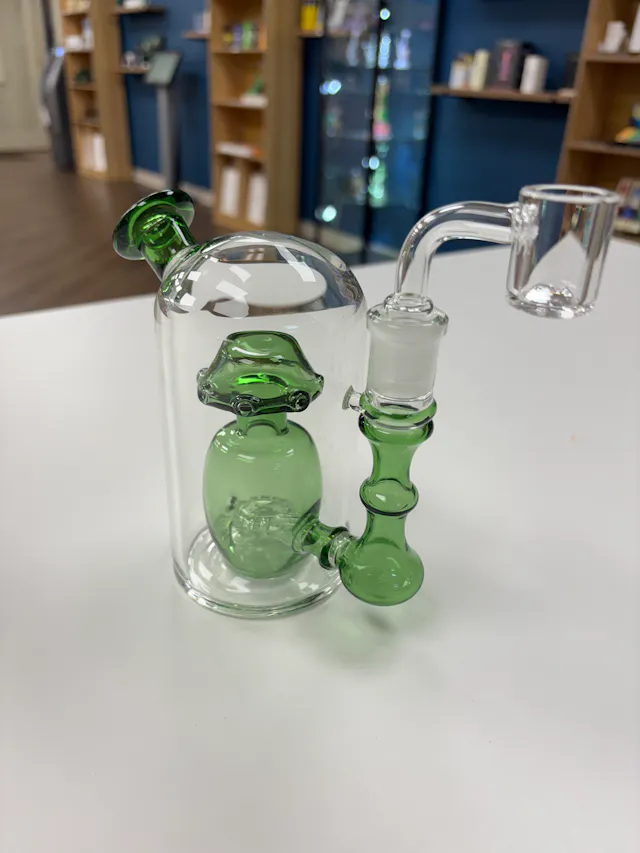 Glass Phoenix Star 6" Dab Rig Showerhead Green (glassware)