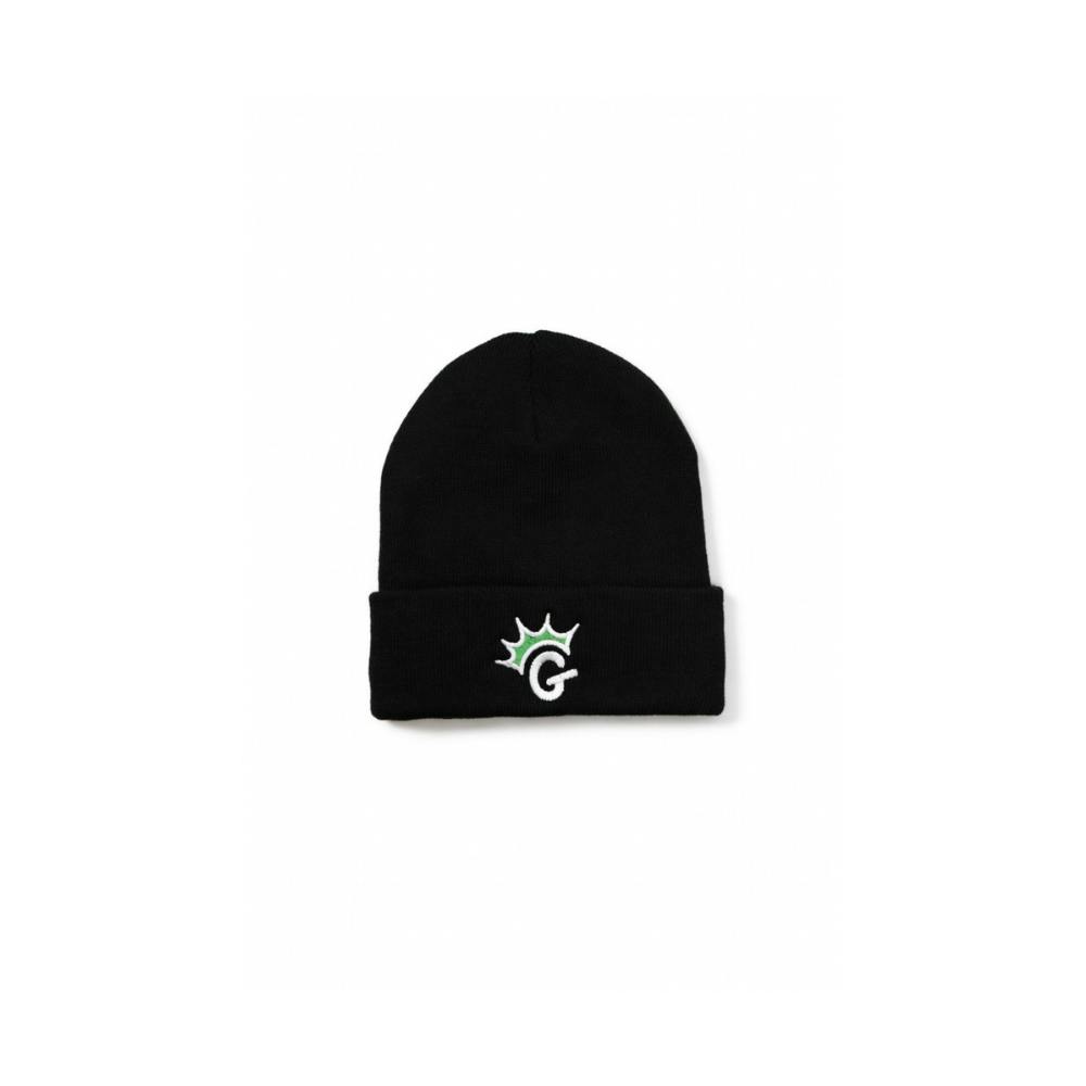 "G": Beanie