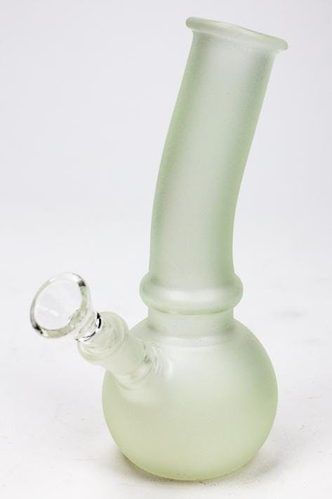 7" Glow in the dark water pipe - White