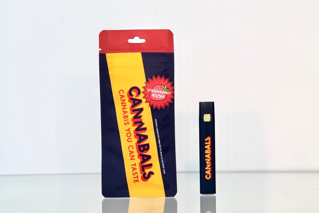 Cannabals Strawberry Kush | Vape - Strain Stars Cannabis Dispensary in NY