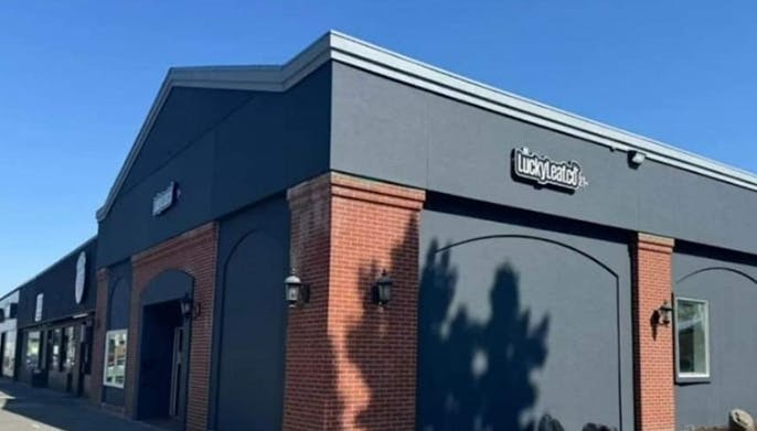 Lucky Leaf Downtown Pasco logo