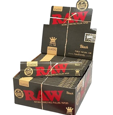RAW ROLLING PAPERS: KING SIZE BLACK SLIM