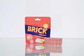 Product Gummies Brick | Strawberry Banana (H) | 10mg | Cannabals