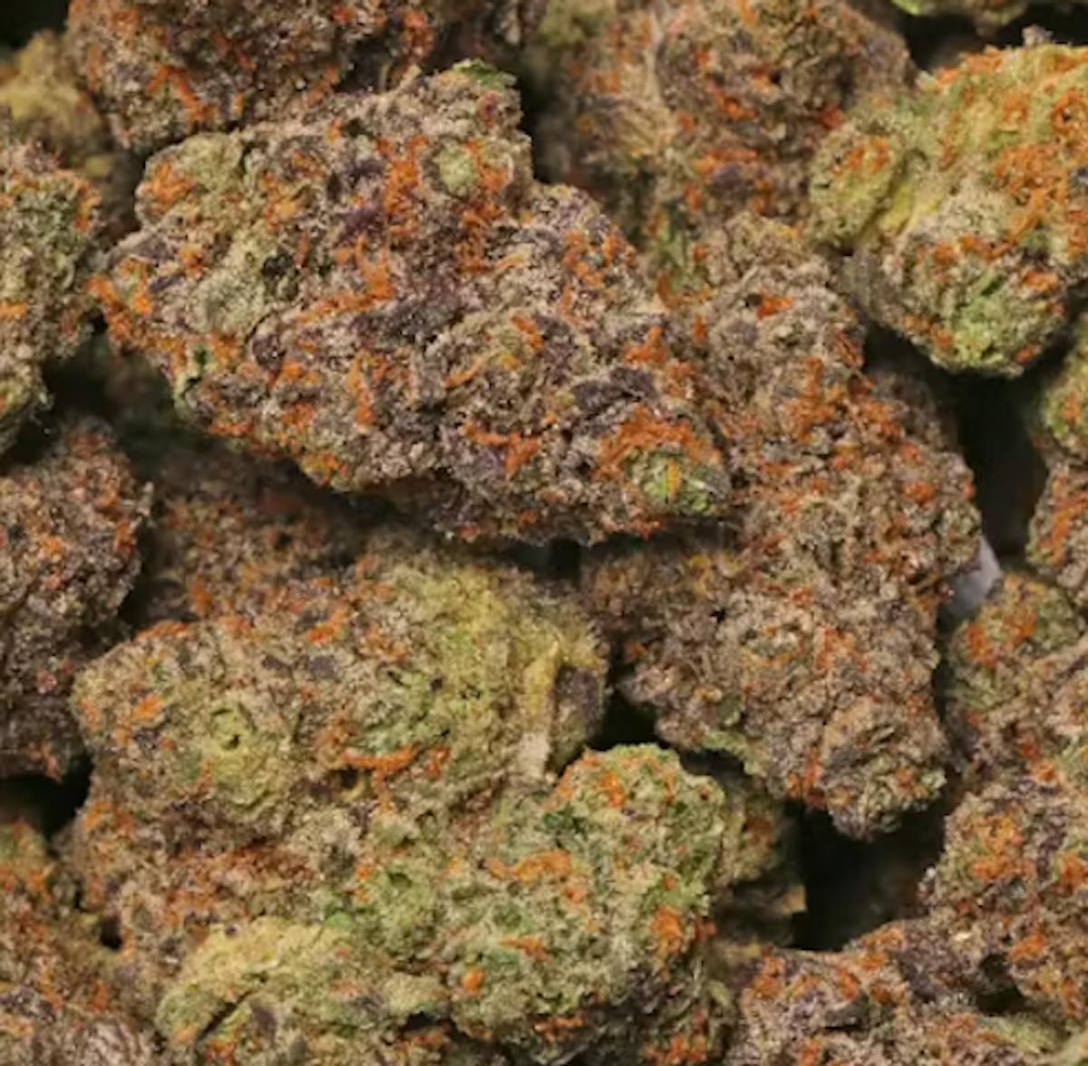 Photo of Platinum Shelf – Hells Peaches (I)