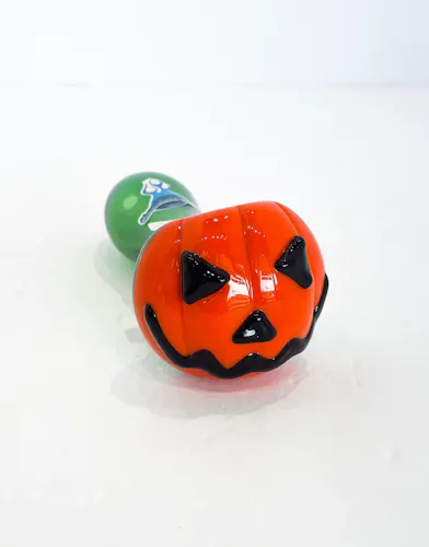 Nonas Smoke Shop – CG Pumpkin Pipe-active