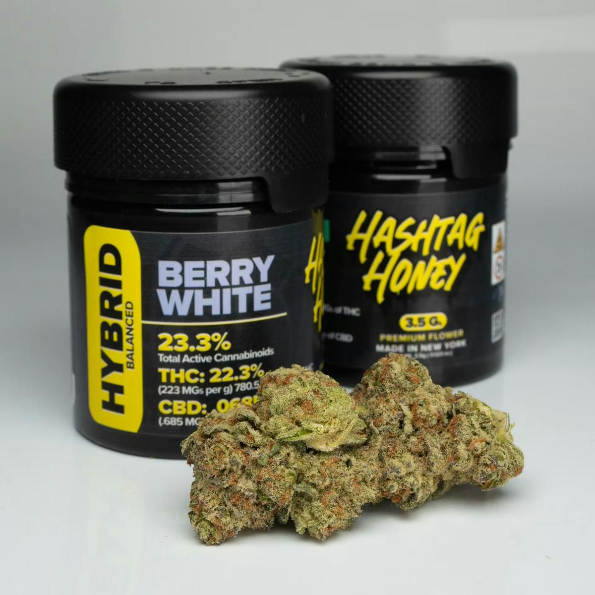 Image of Berry White Flower