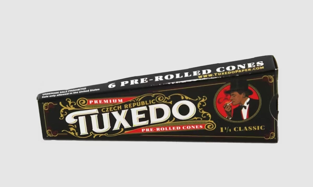 Photo of Tuxedo | 1 1/4 Cones 6 pk | Classic
